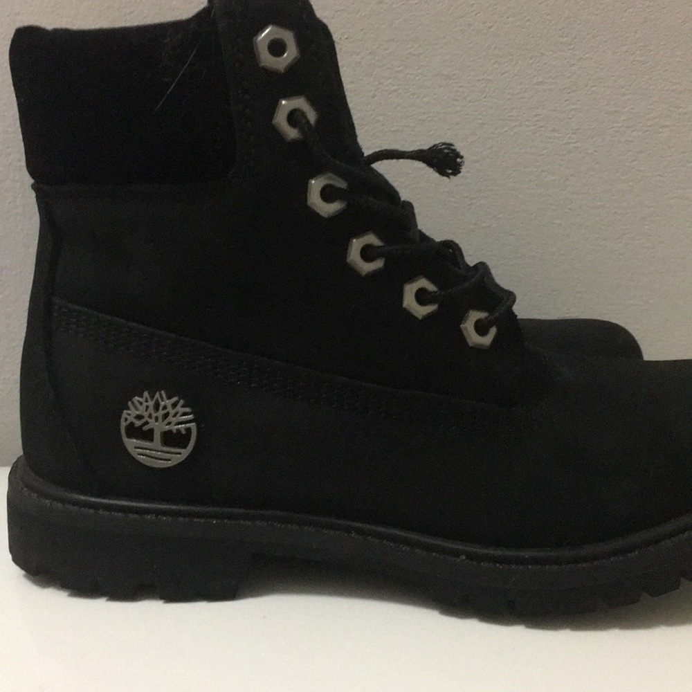 Black Timbs